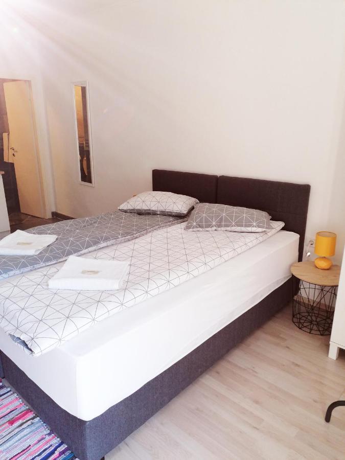 Sun Apartment